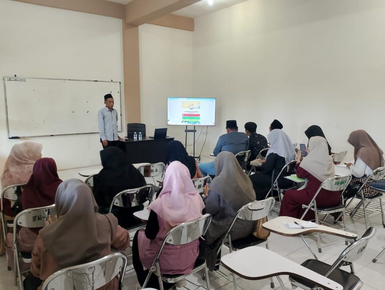 Kuliah Tamu Tadris Matematika IAI Ibrahimy Kupas Kurikulum dan Pembelajaran Matematika di Era Merdeka Belajar